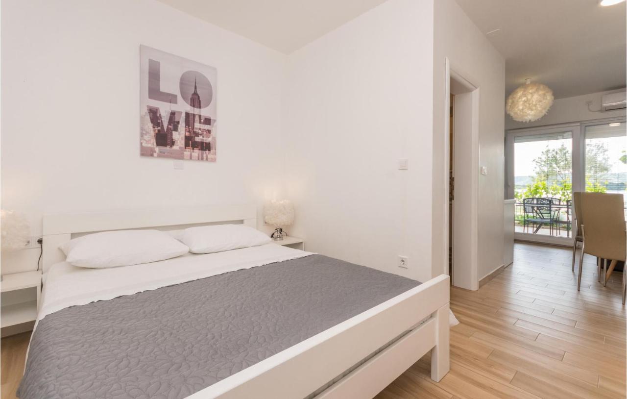 Apartments In Turanj, 20M From The Beach Sukošan Eksteriør bilde