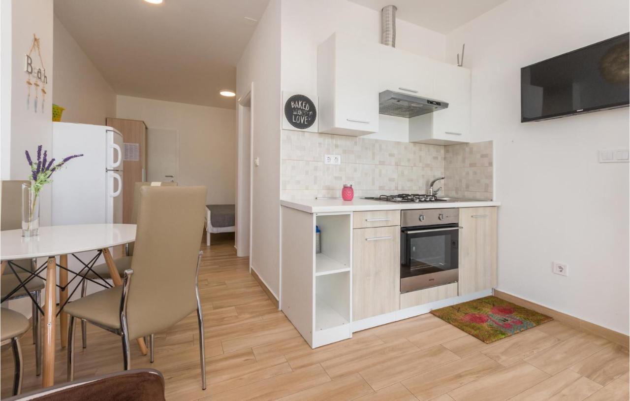 Apartments In Turanj, 20M From The Beach Sukošan Eksteriør bilde