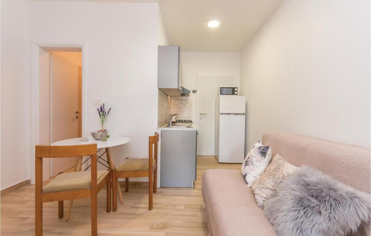 Apartments In Turanj, 20M From The Beach Sukošan Eksteriør bilde